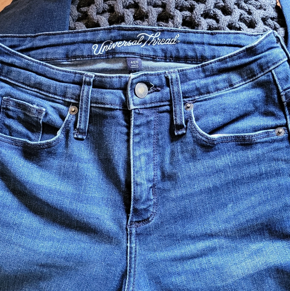 ♡ Ultra High Rise Skinnys ♡ - Picture 5 of 10